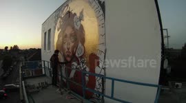 Time Lapse of Mear One creating new work in London