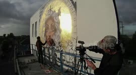 Mear One Creates new work in South London time-lapse.