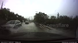 Intempéries à Grasse, Alpes-Maritimes, PACA, France. Pluie, grêle et routes inondées. Dash Cam. Camera car. POV. Heavy rain in France.