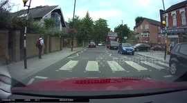 Cyclist hits Mercedes
