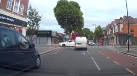 Dash cam UK: Impatient driver cuts up learner driver