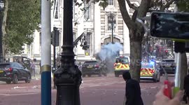 Dramatic explosion and car chase in central London during Transformers filming
