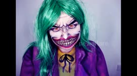 Woman turns herself into the Joker with incredible special effects make-up