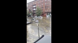 US: Record Rain Hits New York City, Multiple Fatalities Reported 5