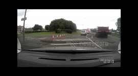 SOMEONE NEARLY F###D UP NEARMISS!!