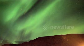 COLOURFUL AURORA NORTHERN LIGHTS ICELAND TIMELAPSE