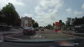 Idiot!