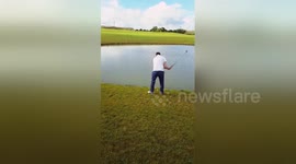 Man falls in water in hilarious golf fail