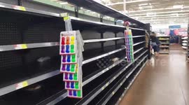 Newsflare Edit - Empty shelves at Walmart as Hurricane Matthew approaches Florida
