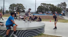 Cool Skateboarding Bottle Flip