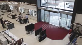 Shopper Accidentally Smashes £5000 Worth Of TVs