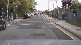 Guy gets stuck at Level Crossing in Grimsby