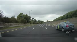 Dashcam: Road rage on M50 Dublin, Ireland - 07LS3281