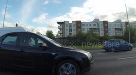 05-D-80645 Talking on the mobile 10-10-2016