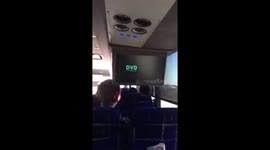 Rowing team get hilariously overexcited when 'DVD screensaver logo hits corner' of TV