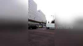 Newsflare Edit - #Borough High street still on lockdown though it may be about to be lifted https://t.co/SoObaPDNKf