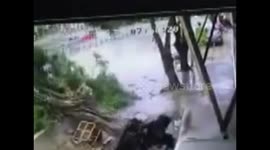 Super Typhoon Haima hits southern China