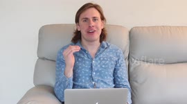British Youtuber reads out all 281 insults used by Donald Trump on Twitter during his campaign