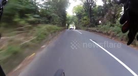 Ludicrous close pass on cyclist by Mercedes Benz driver - EC55 BAR