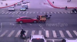 Driverless tricycle hit by car after running red light