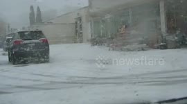 Major blizzard hits Ontario, Canada