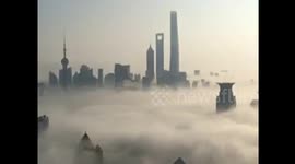 Aerial footage of heavy smog in southern China