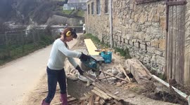 Reusing & recycling the old roof timbers from the Public Toilets at Charlestown!