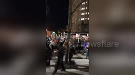 Newsflare Edit - Side view of anti Trump protests