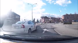 Taxi jumps red light in Sheffield