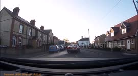 Frozen windscreen driving in Biggleswade AX02 EPF