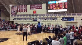 3 point shot ties the game