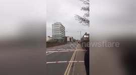Newsflare Edit - Finchley Central Tube station shut and offices evacuated as police probe 'suspicious vehicle'