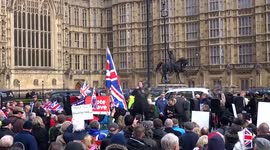 Brexit supporters chant: Theresa May don't delay - issue Article 50 today