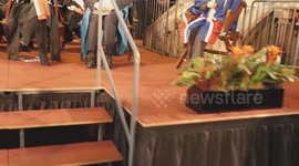 140 students take part in elaborate mannequin challenge during graduation ceremony
