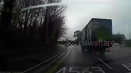 Lorry With Poor Lane Discipline (strong language)