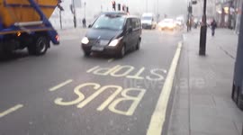 London morning fog affect on traffic