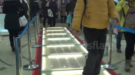 Chinese Store Unveils Gold Pathway
