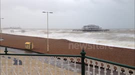 Huge storm and rain in Brighton 23.12.2013