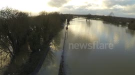 Aerial footage from Yalding, Kent 02-Jan-14