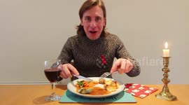 YouTuber makes roast dinner out of five pound notes