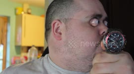 Look away now! Man sets new world record for EYE popping