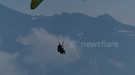Paraglider