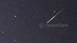 Geminid meteor with 'green tail' caught on camera