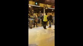Confrontation between 'Southern Rail' staff and passenger