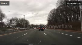 Incredibly dangerous merge on NY’s Grand Central Parkway