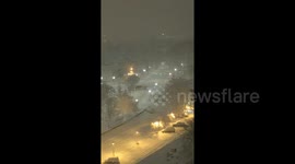 Newsflare Edit - Bus gets stuck in thick snow during storm in Portland