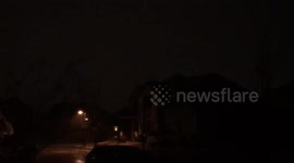 Newsflare Edit - Tornado sirens heard as tornado approaches in Texas, USA