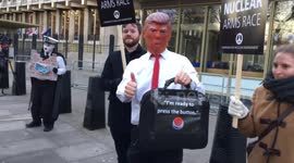 'Donald Trump' arrives in London with nuclear codes
