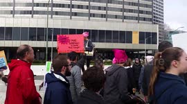 Oakland women's march underway