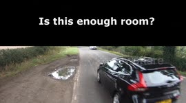 Overtaking cyclist dangerously close. HY62 WHE. MGIF